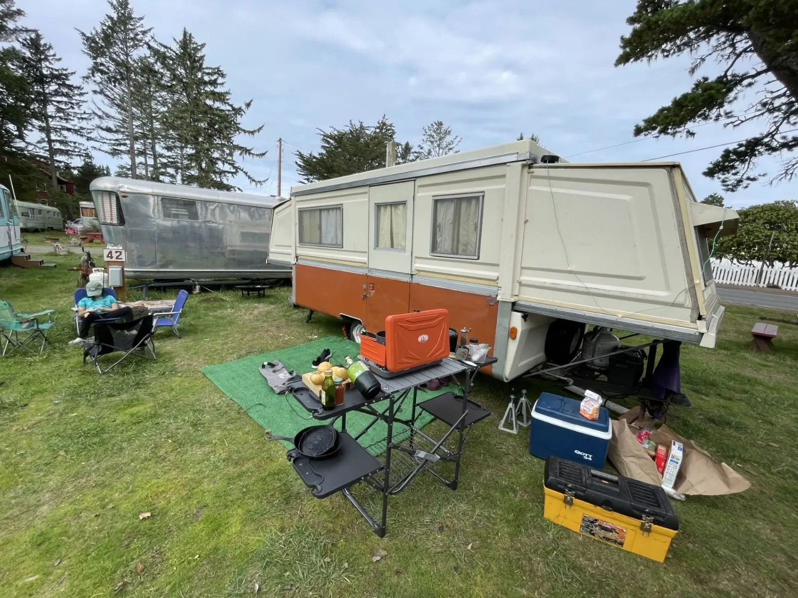 1975 Apache Ramada Pop‑Up Camper