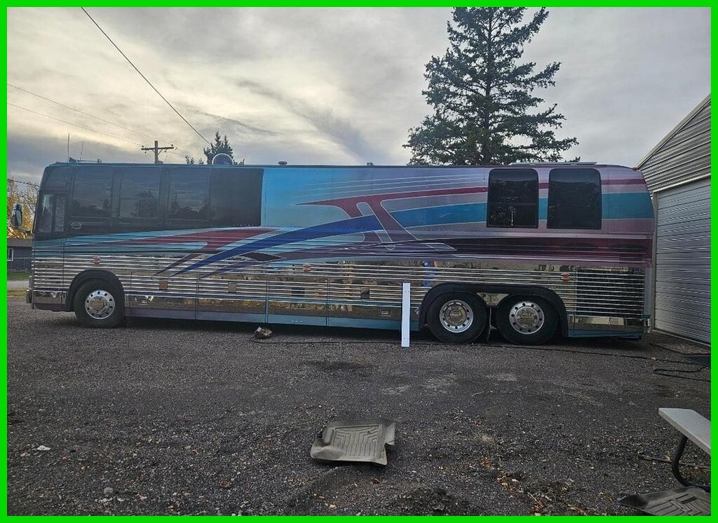 1990 Prevost Class A Motorhome