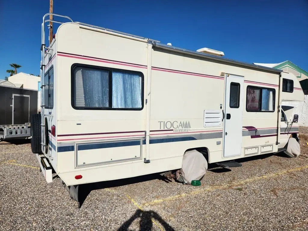 1994 Fleetwood Tioga Montara 28 28' Class C Motorhome 186408