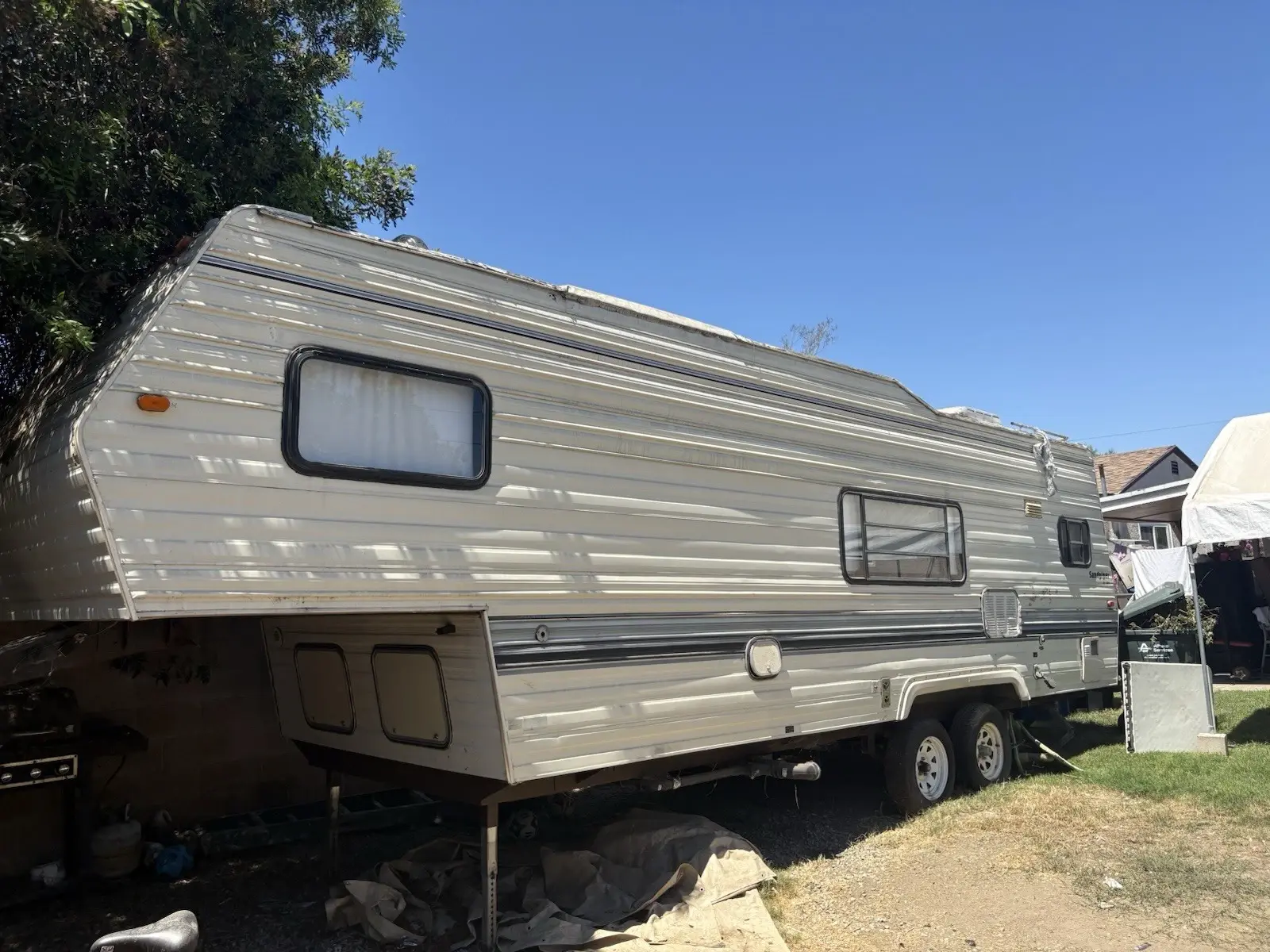 1994 Sandpiper By Cobra Fifth Wheel Trailer