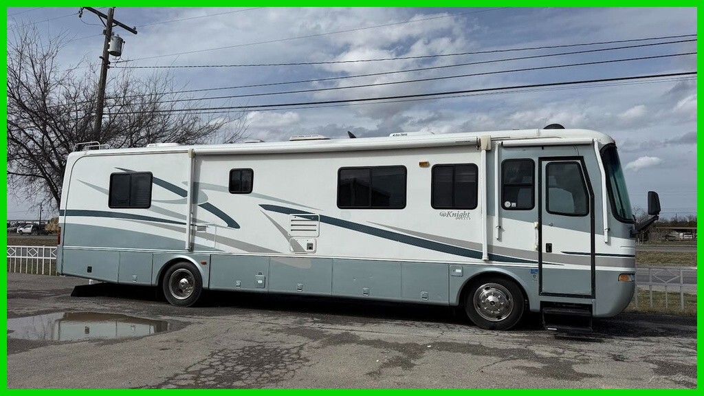 2001 Monaco Knight 36R Class A RV Stock Number 593902 8.3L 114k Miles 36ft