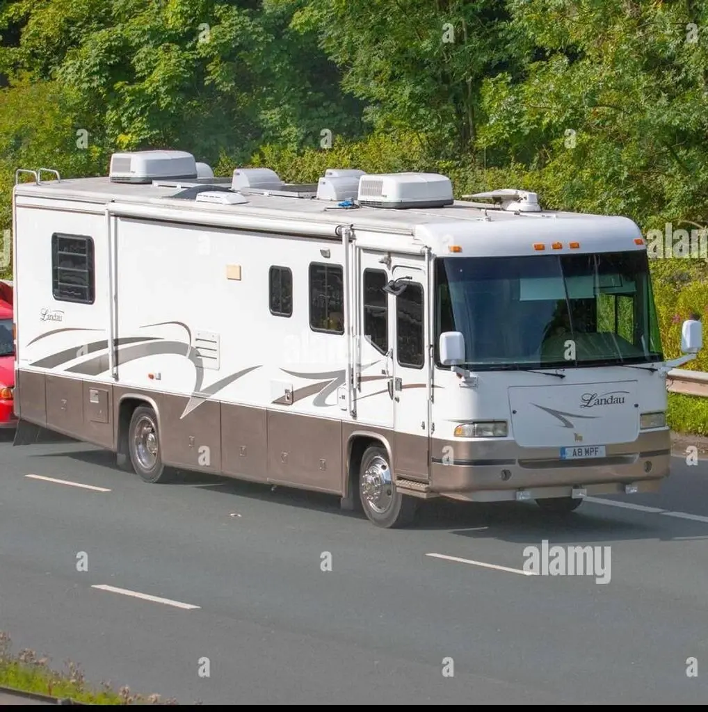 2002 Georgie Boy Landau 3502DS 35' Class A Motorhome 185433