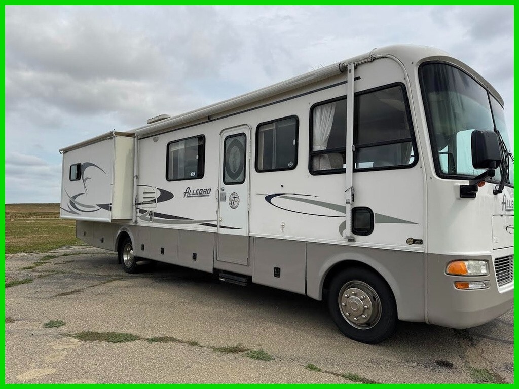 2002 Tiffin Motorhomes Allegro Bay 37 DB Class A Motorhome