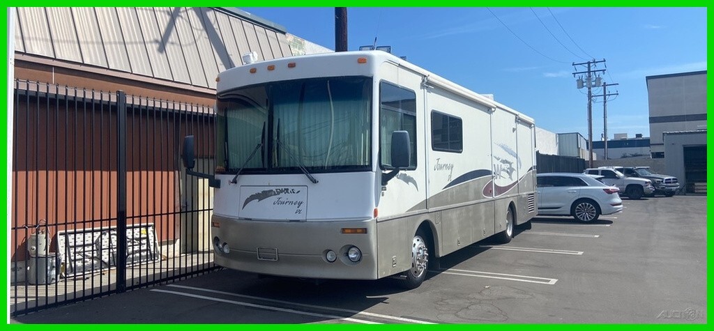 2002 Winnebago Journey DL 34HD Class A Stock Number 89899020 Cat Diesel