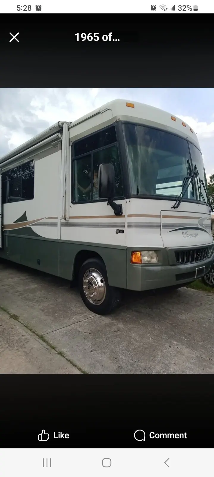 2003 Winnebago Voyager