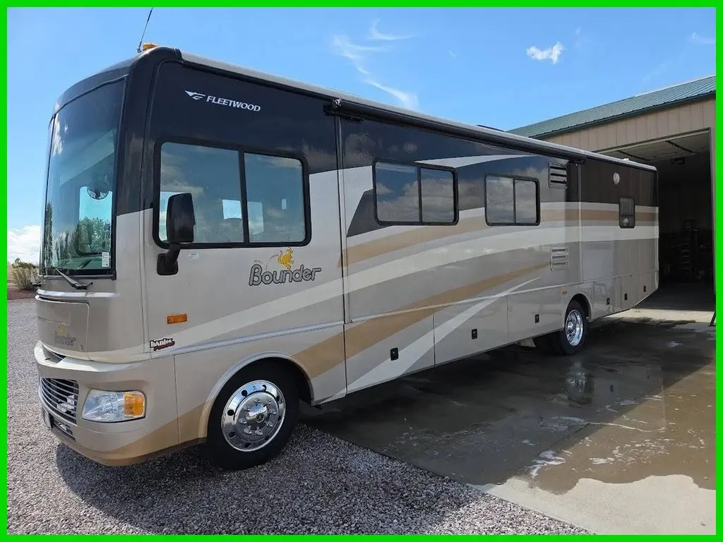 2007 Fleetwood Bounder