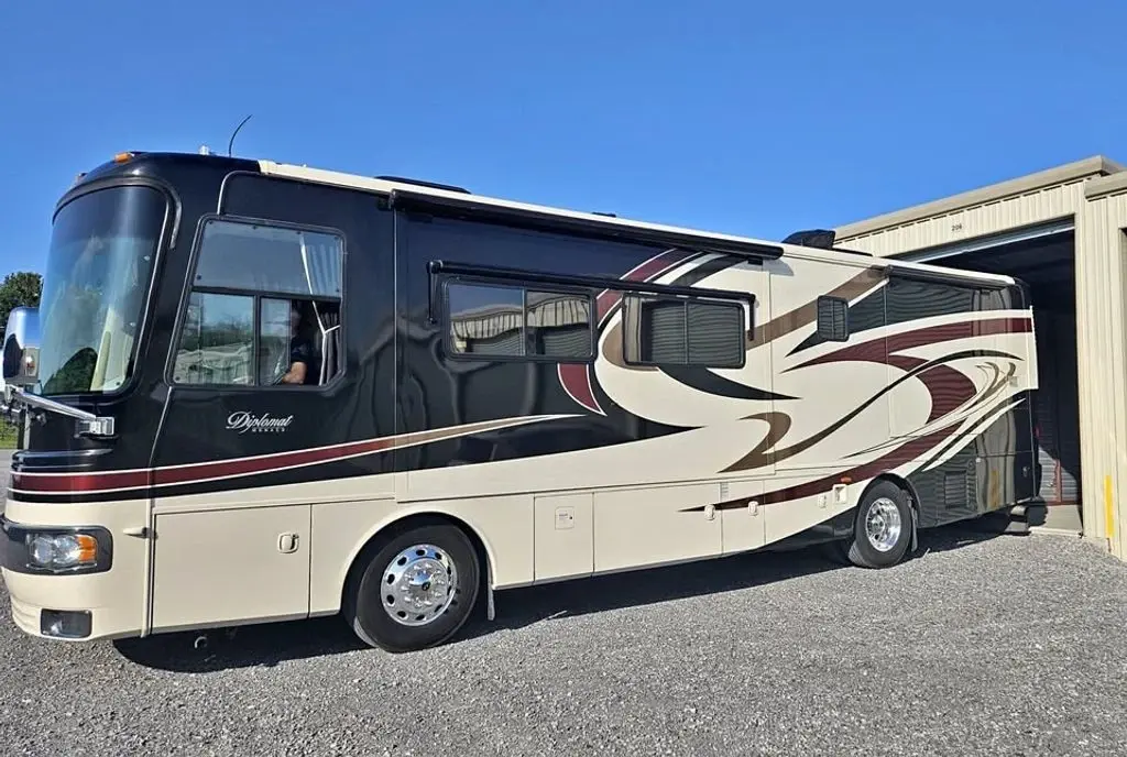2008 Monaco Diplomat 36PDQ 37' Class A Motorhome 185514