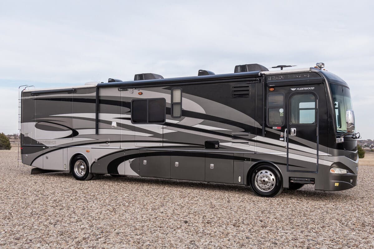 2009 Fleetwood Providence 40X