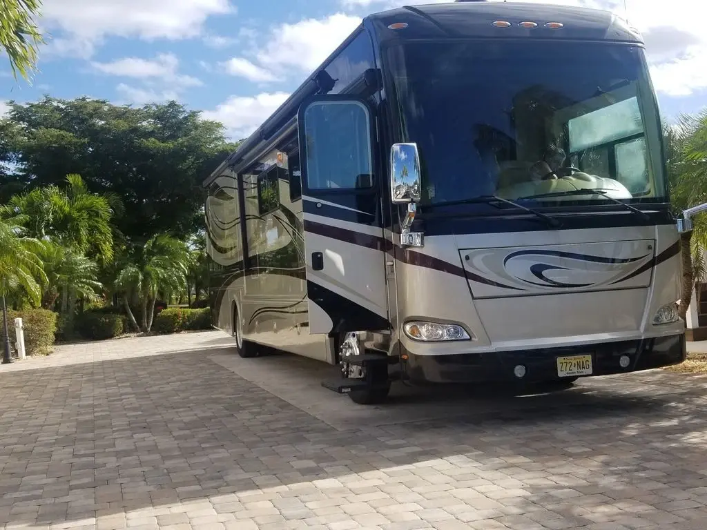 2010 Damon Tuscany 4051 40' Class A Motorhome 185374