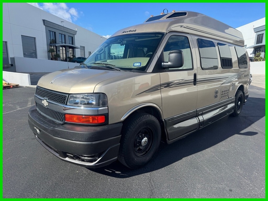 2010 Roadtrek 190 Versatile