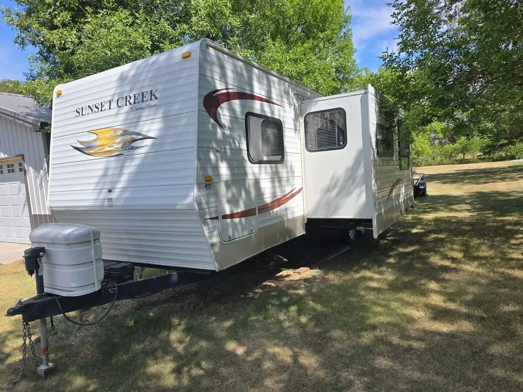 2010 Sunnybrook Brookside 279RB 33' Travel Trailer 184921