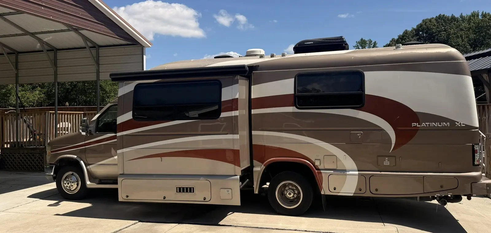 2011 Coach House Platinum 261 XL