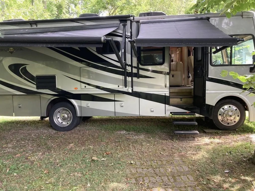 2013 Itasca Sunova 30A 31' Class A Motorhome 185154