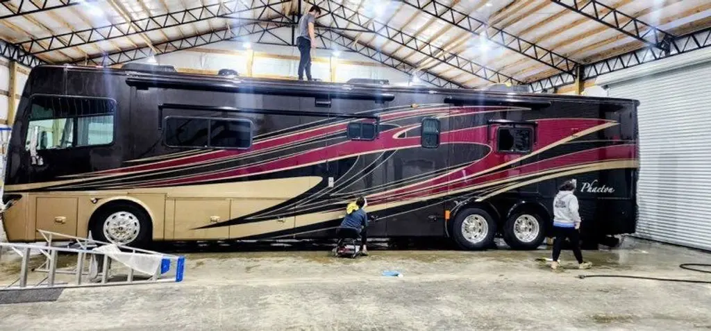 2013 Tiffin Motorhomes Phaeton 42LH 42' Class A Motorhome 186749