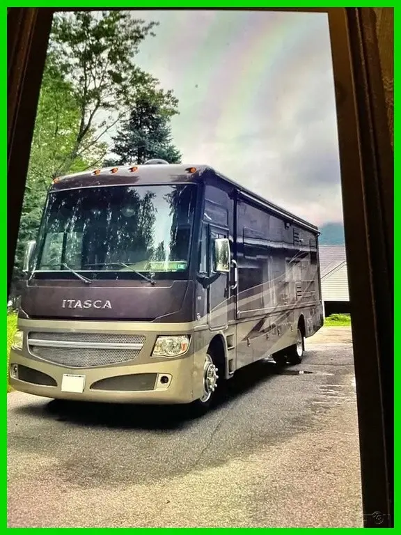 2014 Itasca Suncruiser 32H Class A RV 6.8L 33.2ft 2 Slides Stock #89891202