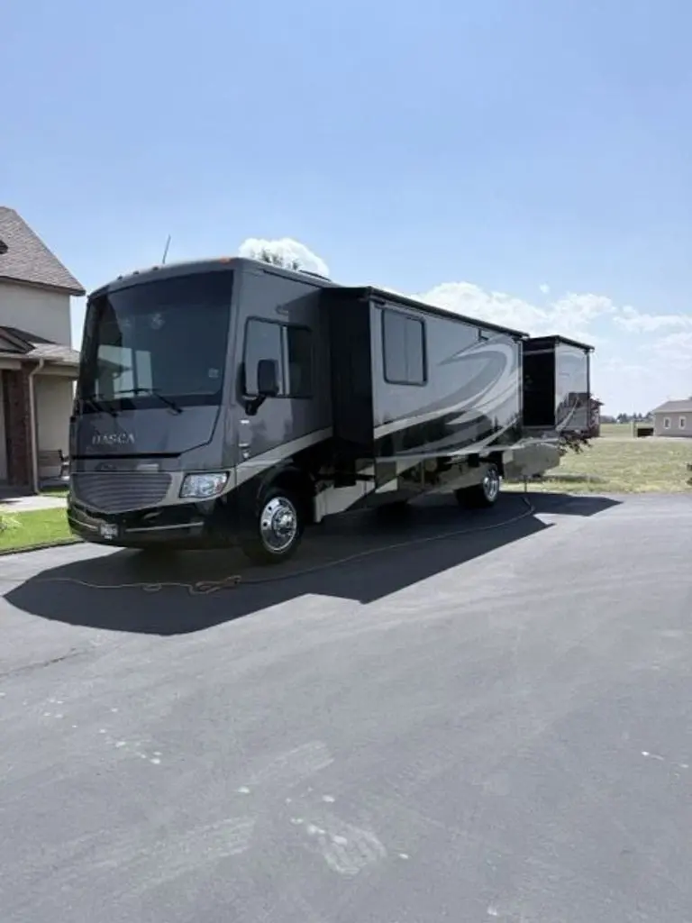 2014 Itasca Sunova 35G 36' Class A Motorhome 185071