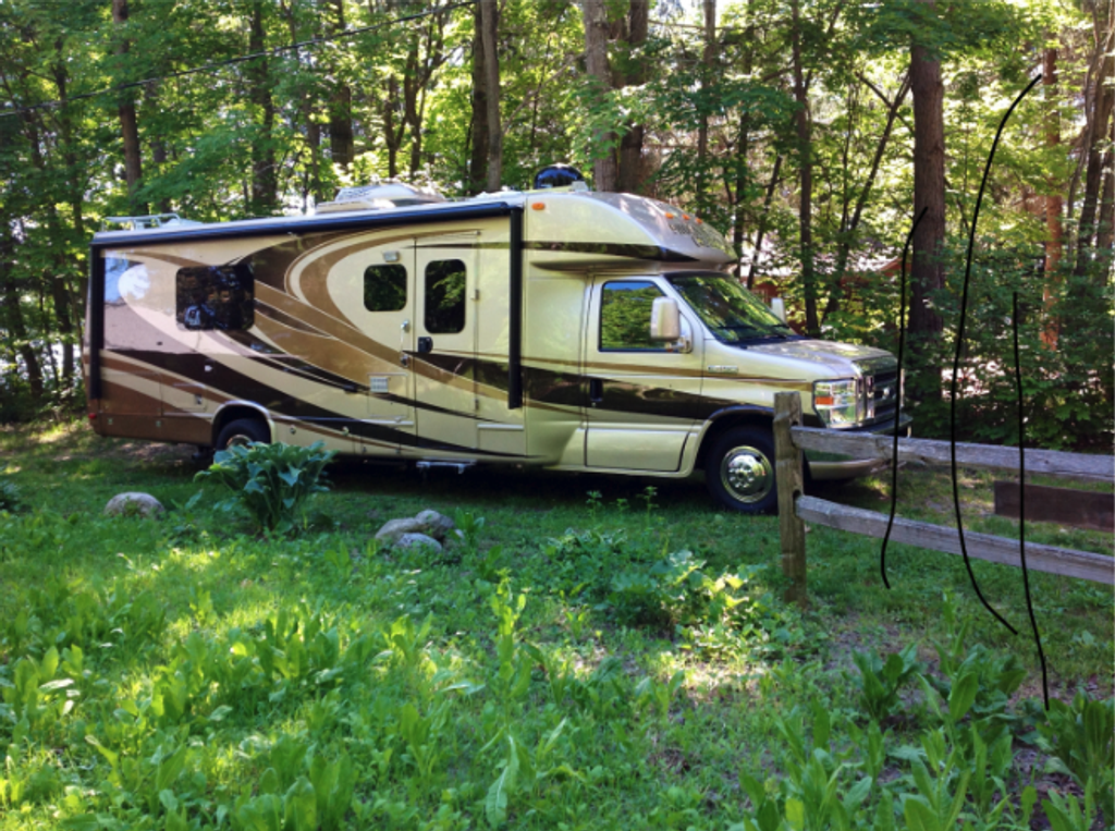 2014 Phoenix Cruiser Motorhome 2552 27' Class B Motorhome 182757