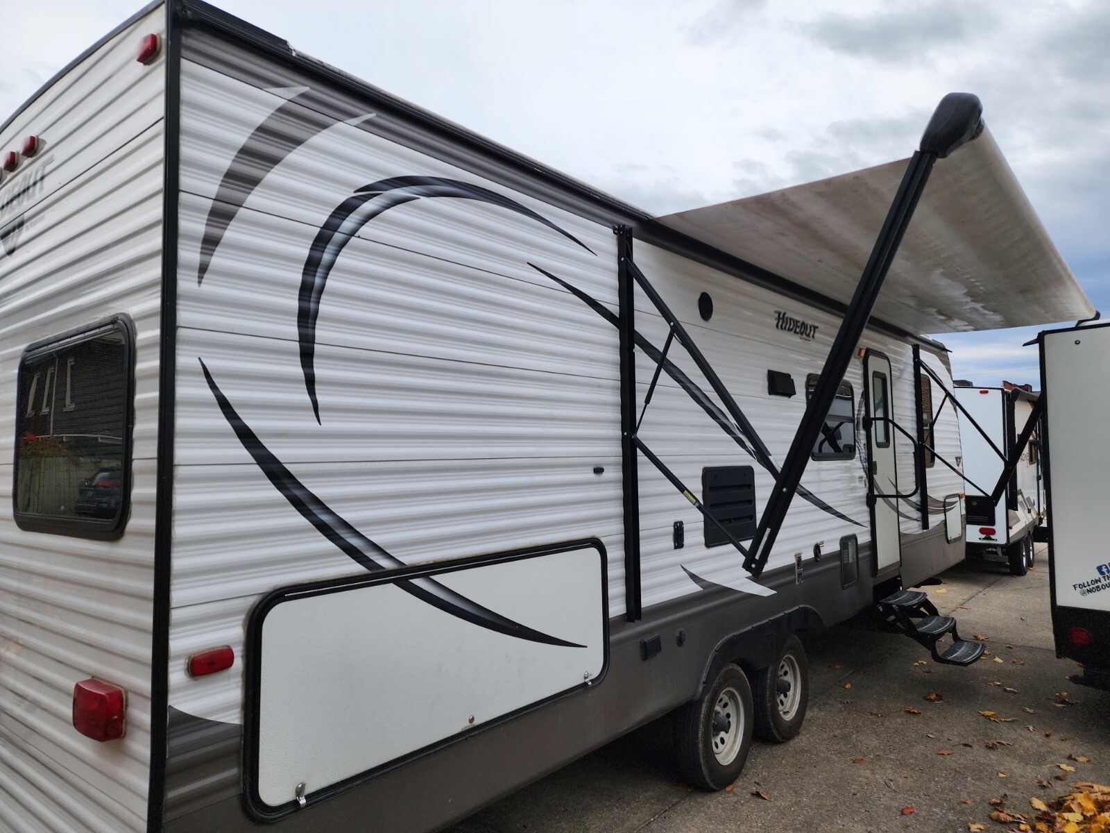 2015 Keystone Hideout 27DBS