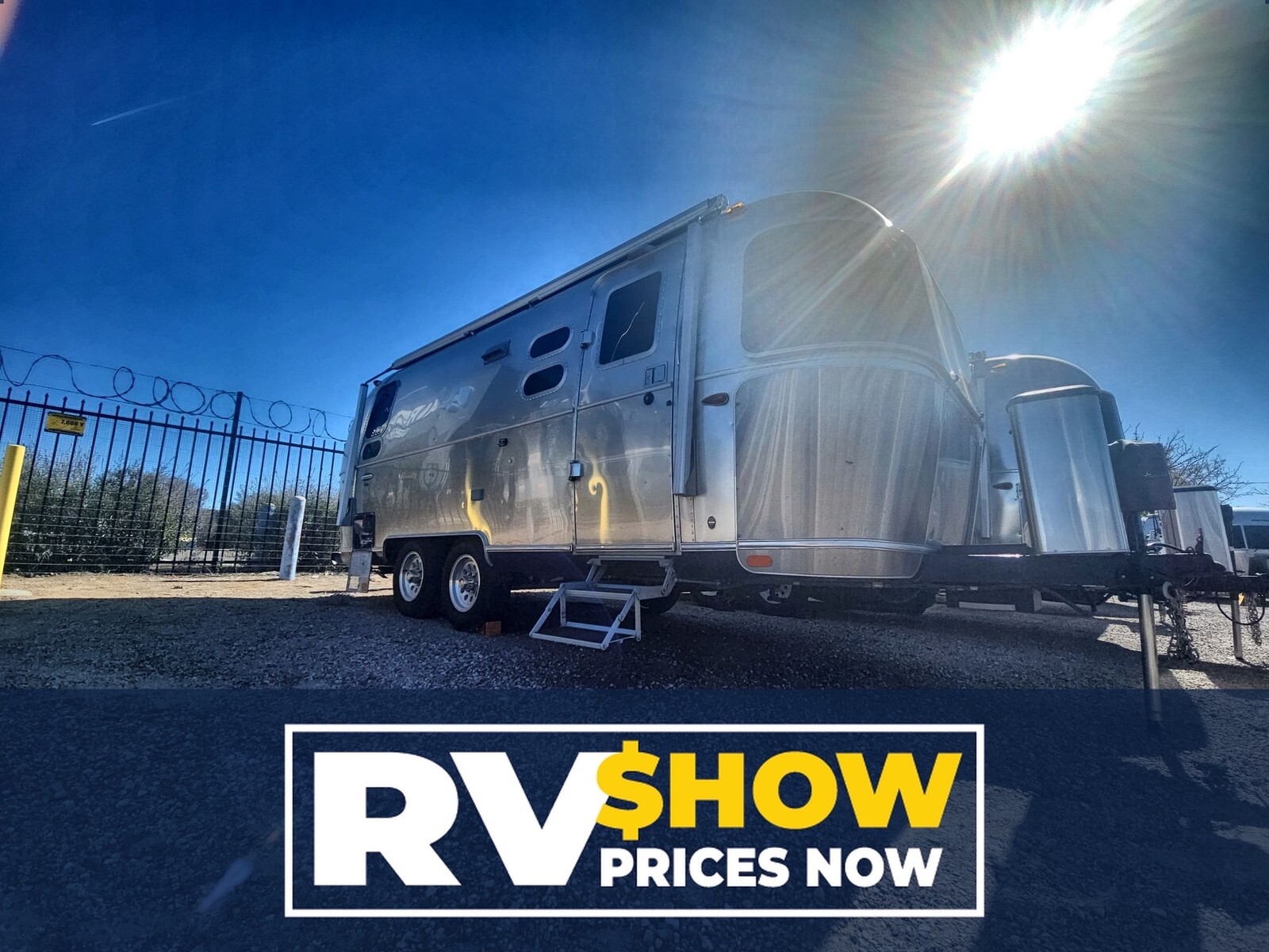 2016 Airstream International Serenity 23CB (Corner Bed)