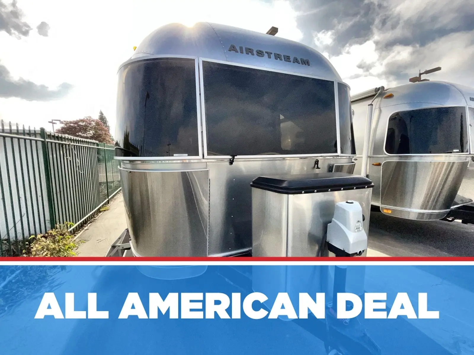 2017 Airstream International Serenity 23D