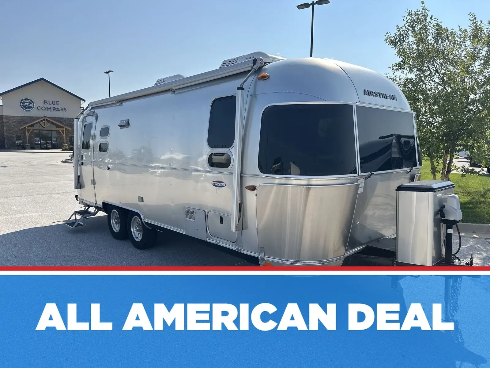 2017 Airstream International Serenity 25FB