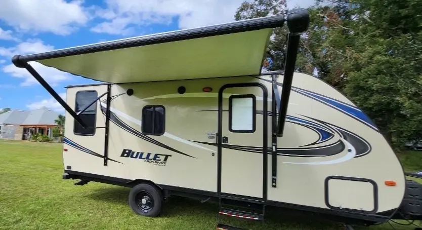 2017 Keystone Bullet Crossfire 1900RD Travel Trailer Lakeshore RV
