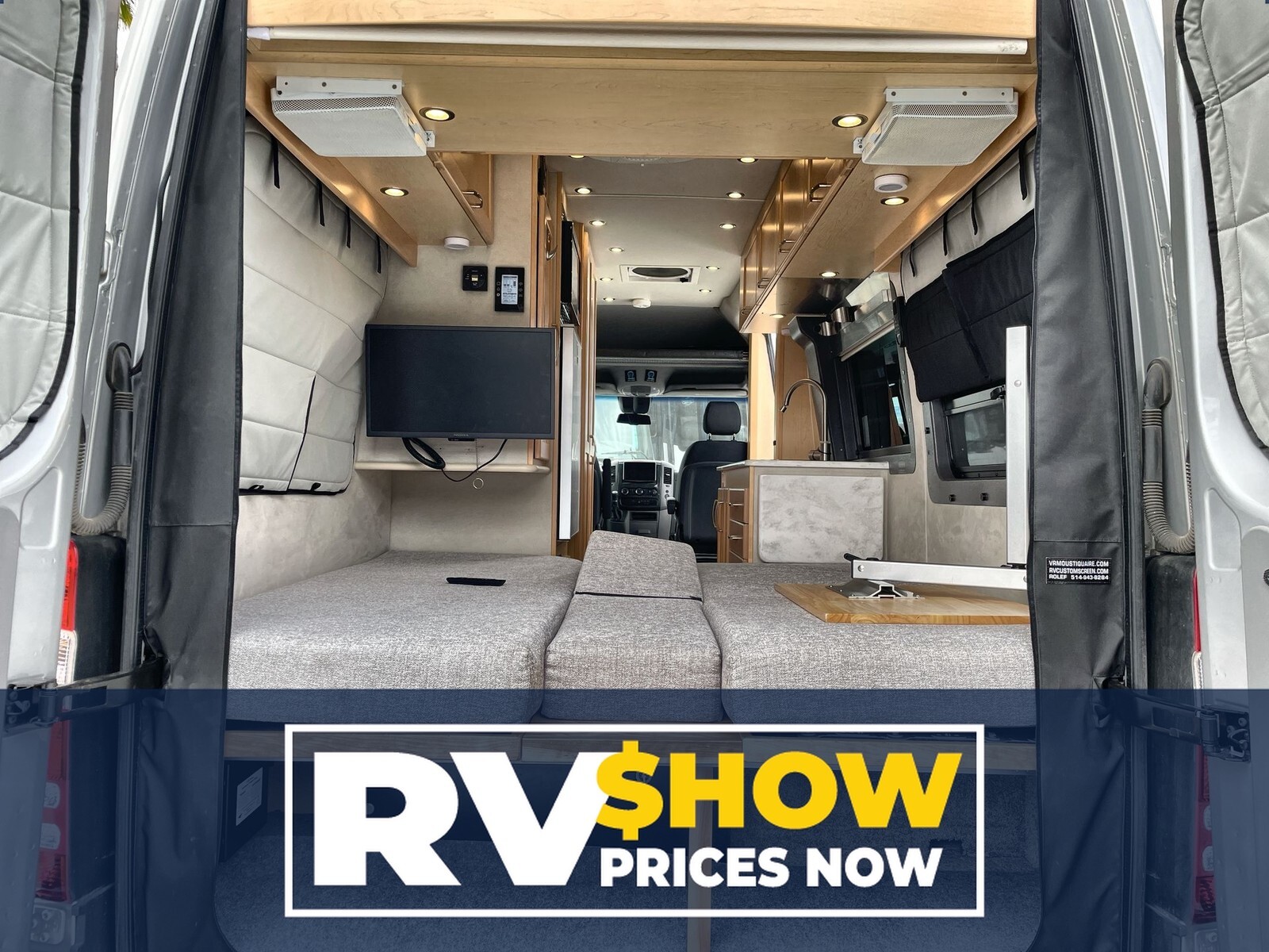 2017 Pleasure-Way Plateau FL