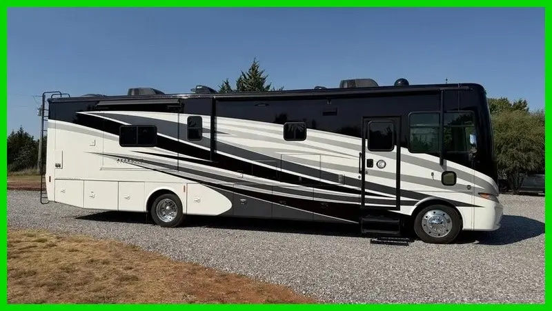 2017 Tiffin Motorhomes Allegro 36 UA