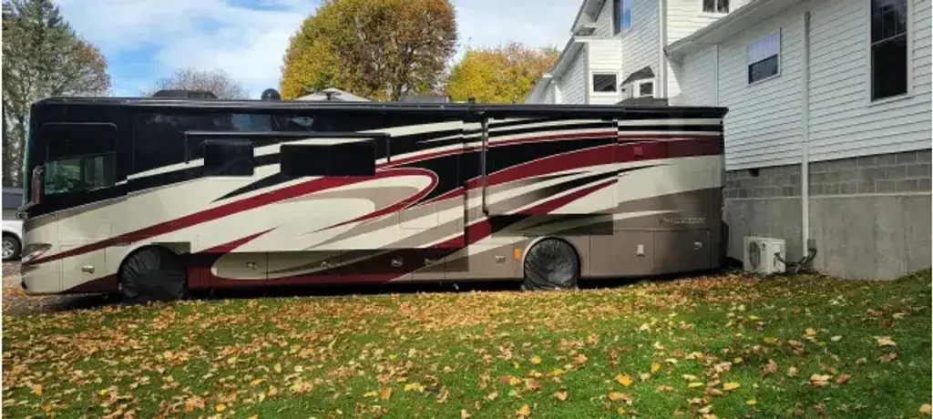 2017 Tiffin Motorhomes Phaeton 40QBH 41' Class A Motorhome 185117
