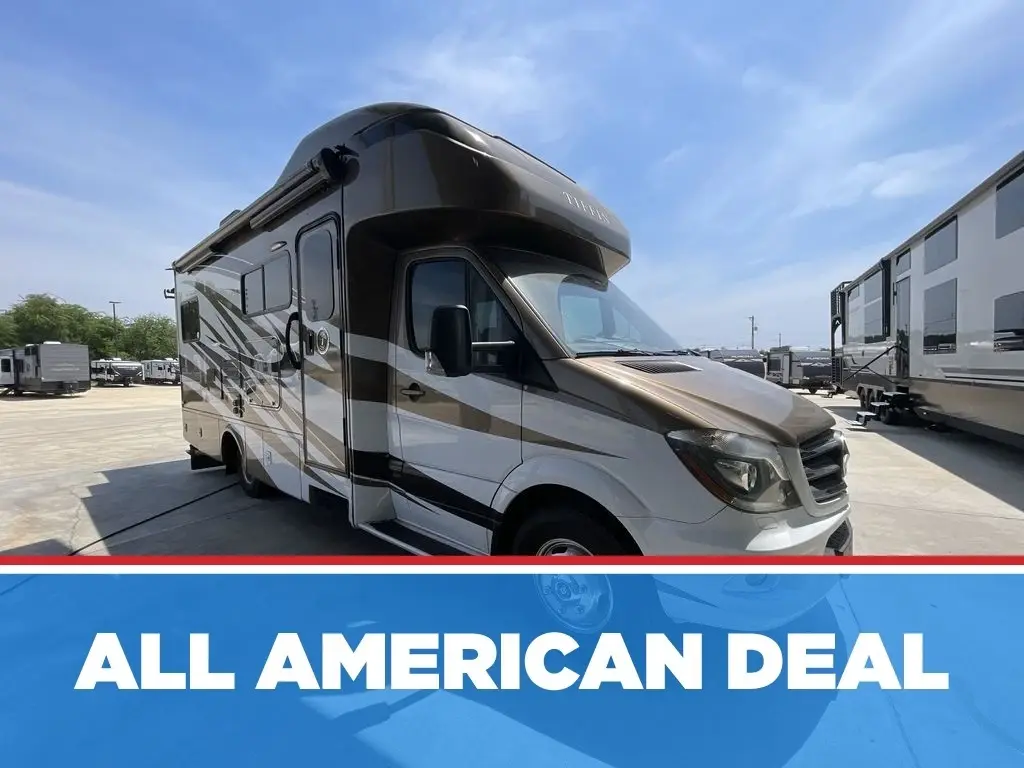 2017 Tiffin Motorhomes Wayfarer 24QW