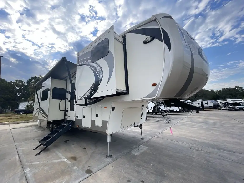 2018 Palomino COLUMBUS 386FK