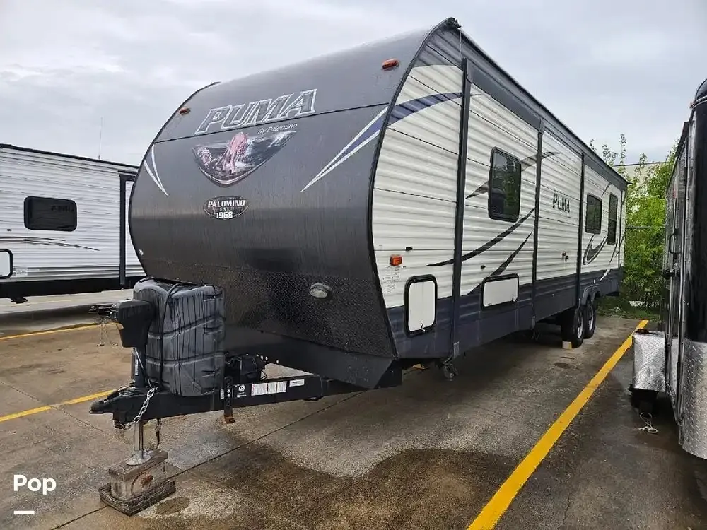 2018 Palomino Puma Forest River Travel Trailer 32RKTS $14k or best offer