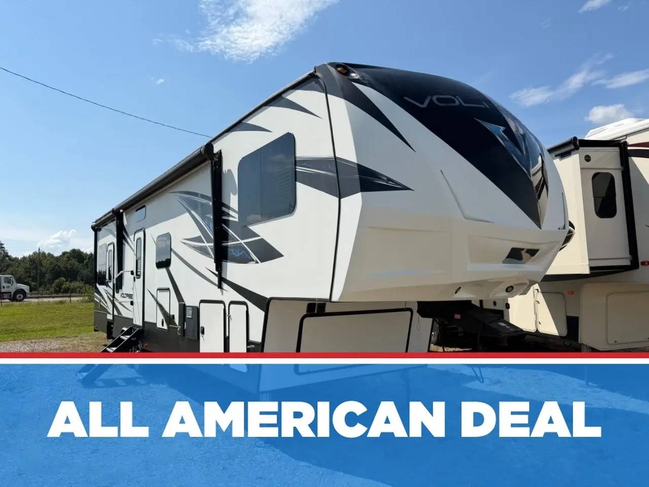 2019 Dutchmen Voltage 3705