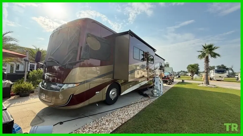 2019 Tiffin Allegro RED 37PA Class A Diesel Motorhome – One Owner – 17,600 Miles