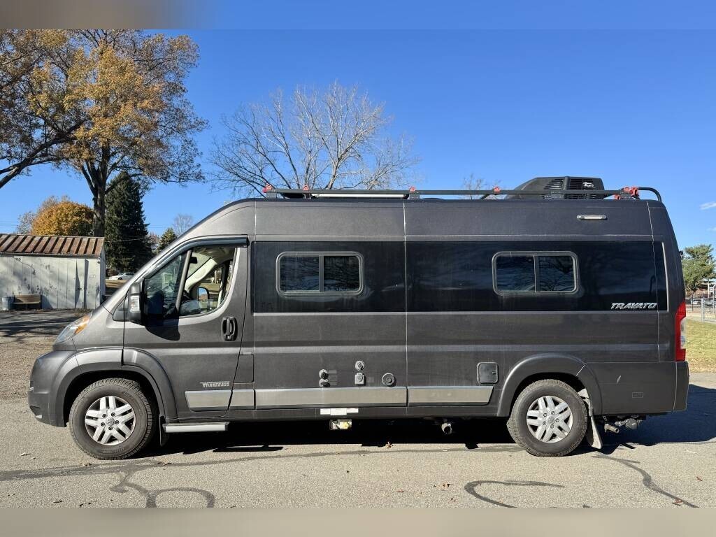 2019 WINNEBAGO TRAVATO 59G LITHIUM BATTERIES