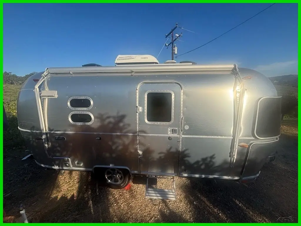 2020 Airstream Caravel 20FB Travel Trailer 20ft Stock #594141