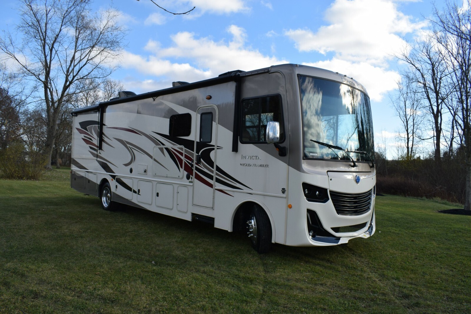 2020 Holiday Rambler INVICTA 34MB