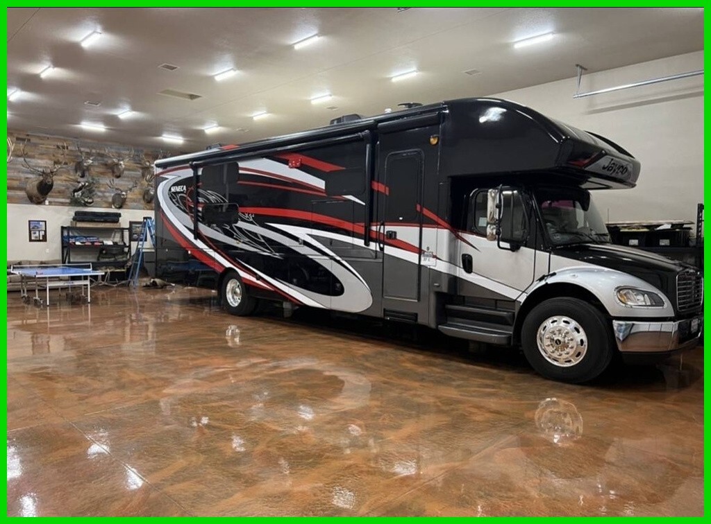 2020 Jayco Seneca 37L