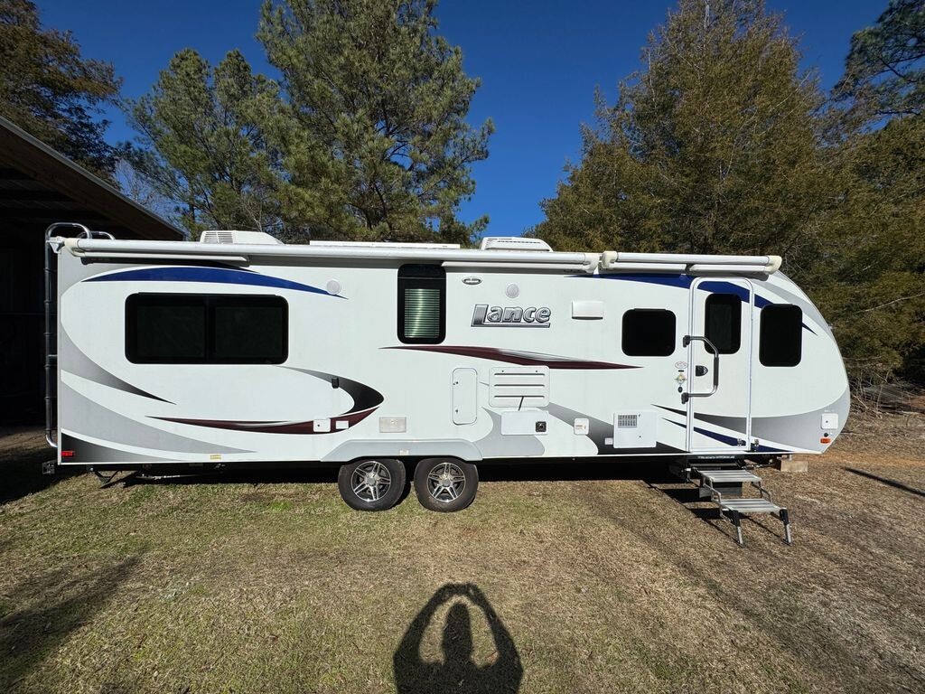 2020 Lance Travel Trailer 2465 29' Travel Trailer C60180935