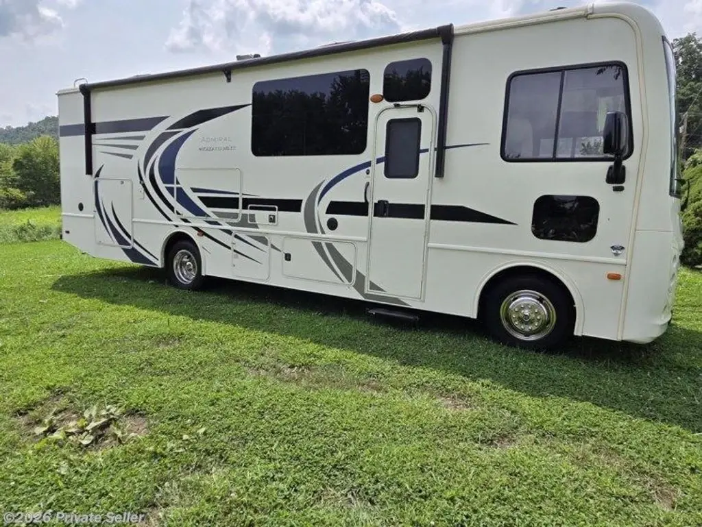 2021 Holiday Rambler Admiral 29M 31' Class A Motorhome 186232