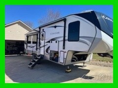 2021 Keystone Cougar (East) 290RLS Fifth Wheel Stock Number 232878 Sleeps 6