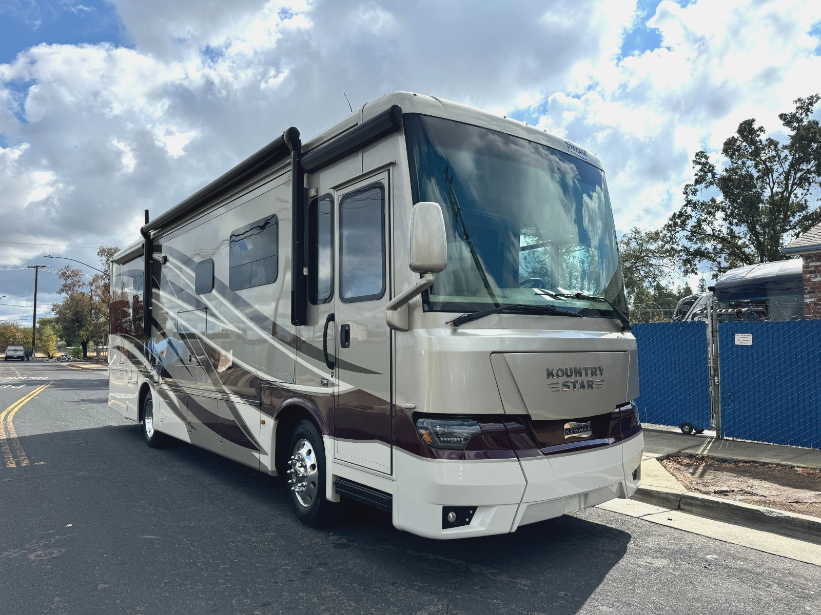 2021 NEWMAR KOUNTRY STAR 3412 COACH DIESEL PUSHER MOTORHOME (NORTHERN STAR)