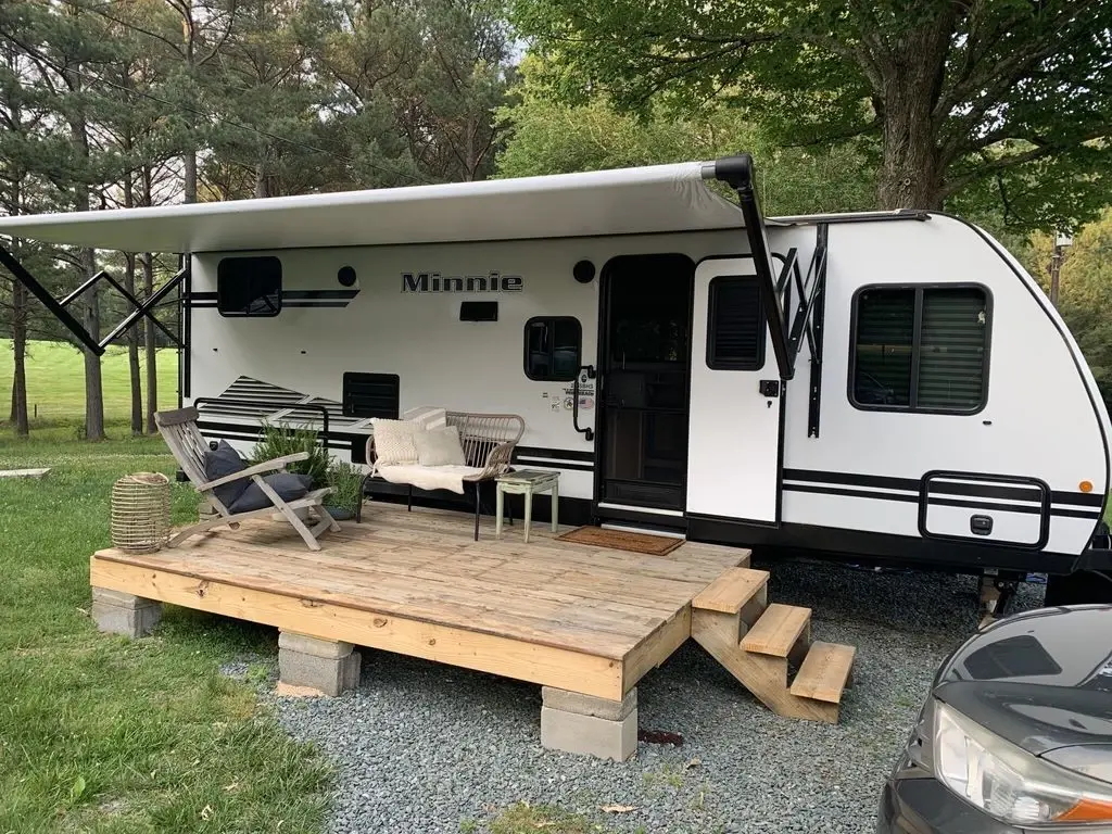 2021 Winnebago Minnie 2455BHS 27' Travel Trailer 186264