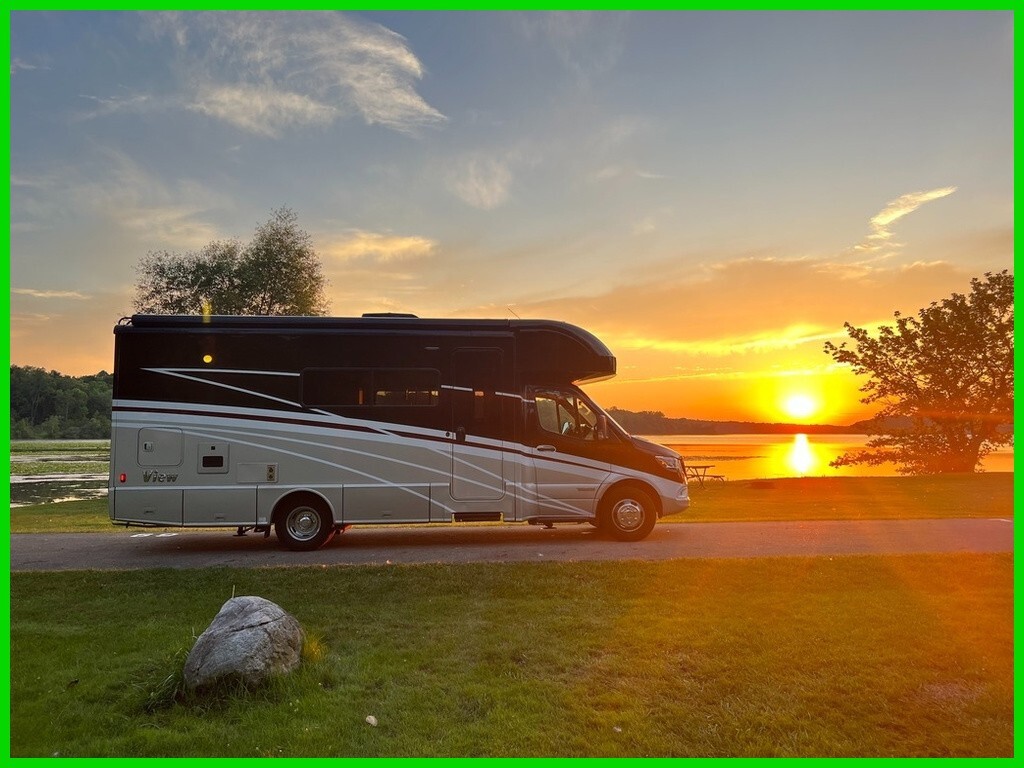 2021 Winnebago View 24D