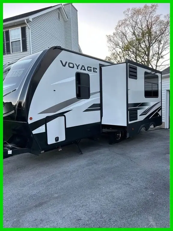 2021 Winnebago Voyage V2427RB Travel Trailer 27ft 1 Slide AC Stock #594970