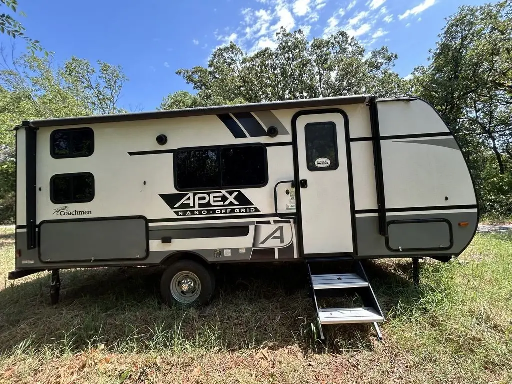 2022 Coachmen Apex Nano 186BH 22' Travel Trailer 185631
