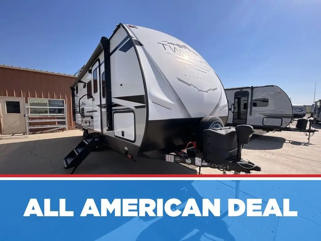 2022 Cruiser RV Twilight Signature 210BH