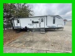 2022 Forest River Vibe 26BH 33' Travel Trailer Stock Number 593897 1 Slide Slps8