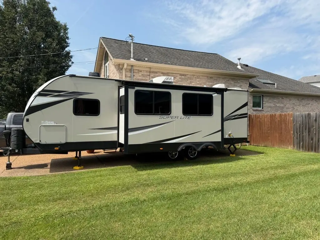 2022 Starcraft Super Lite 261BH 30' Travel Trailer 185174
