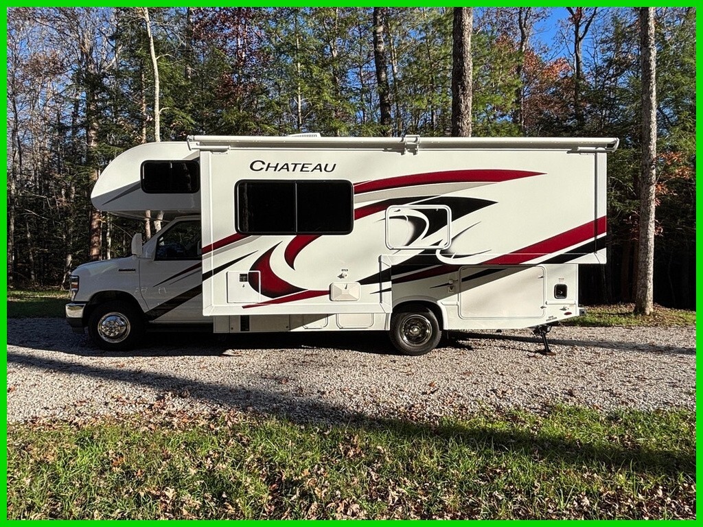 2022 Thor Motor Coach Chateau 24F Class C RV Stock Number 233019 Onan Gen